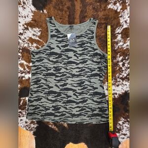 Oakley Green and Black Patterned Tank Top